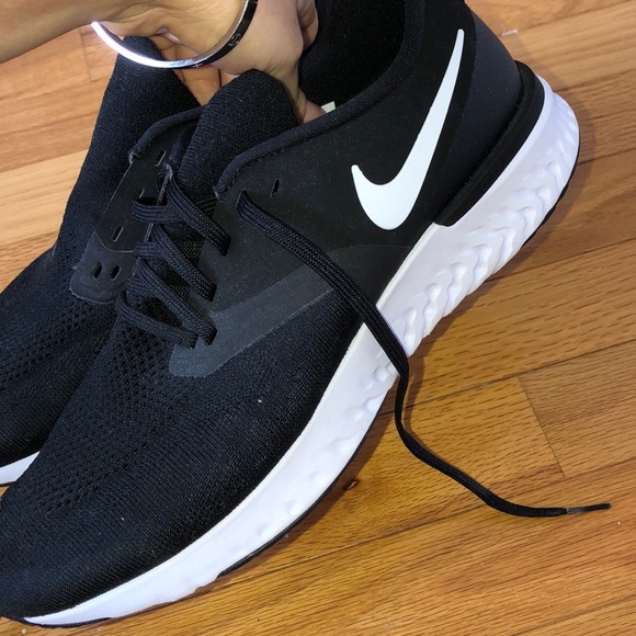 Nike sneakers - Picture 6 of 14